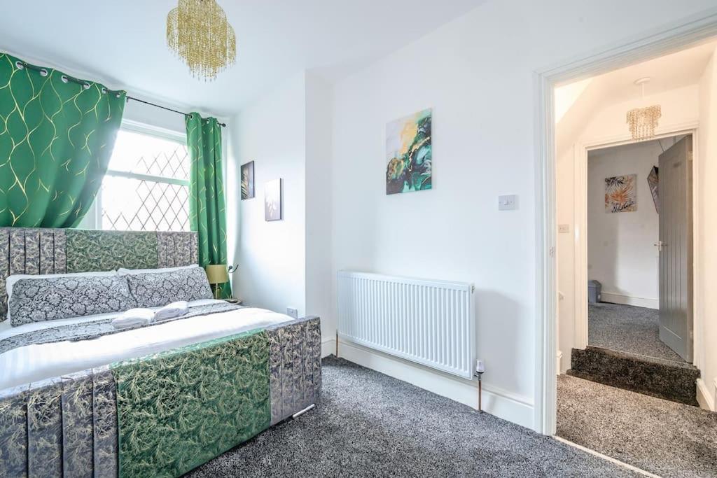 -16Pt- For Your Relaxed & Cosy Stay & Free Parking Leeds  Exterior photo