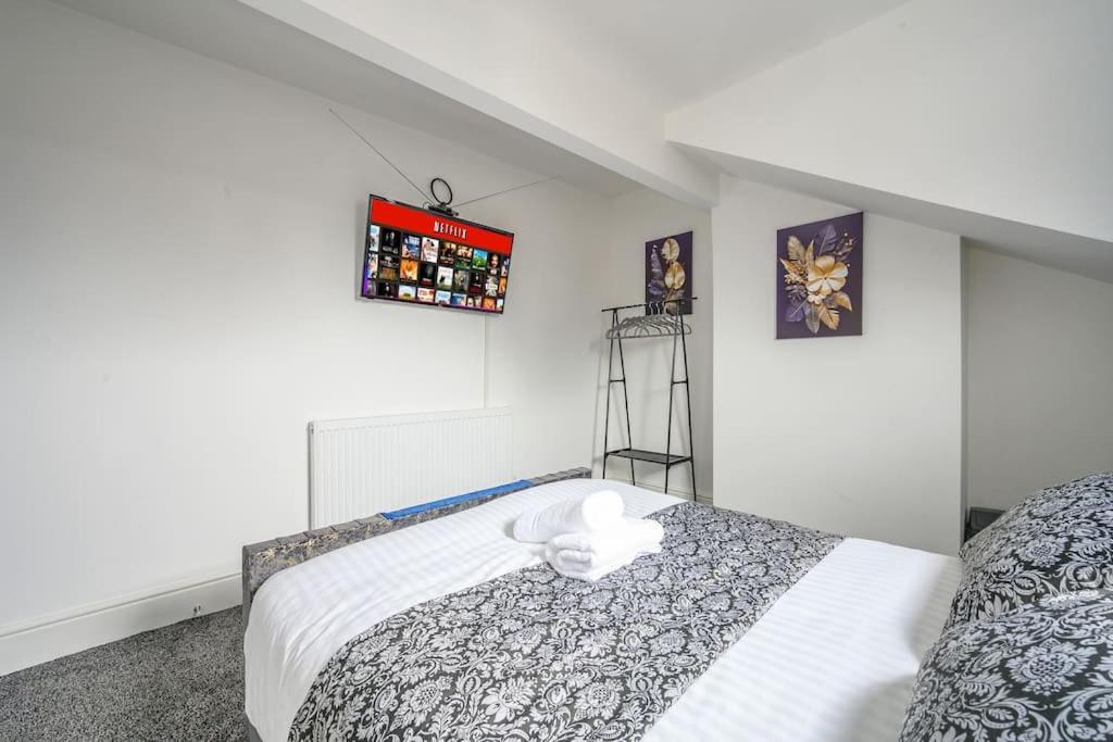 -16Pt- For Your Relaxed & Cosy Stay & Free Parking Leeds  Exterior photo