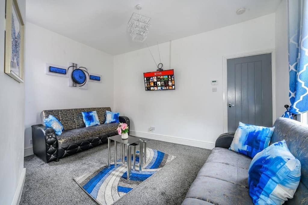 -16Pt- For Your Relaxed & Cosy Stay & Free Parking Leeds  Exterior photo